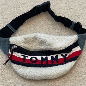 Tommy Hilfiger Sherpa Fanny Pack